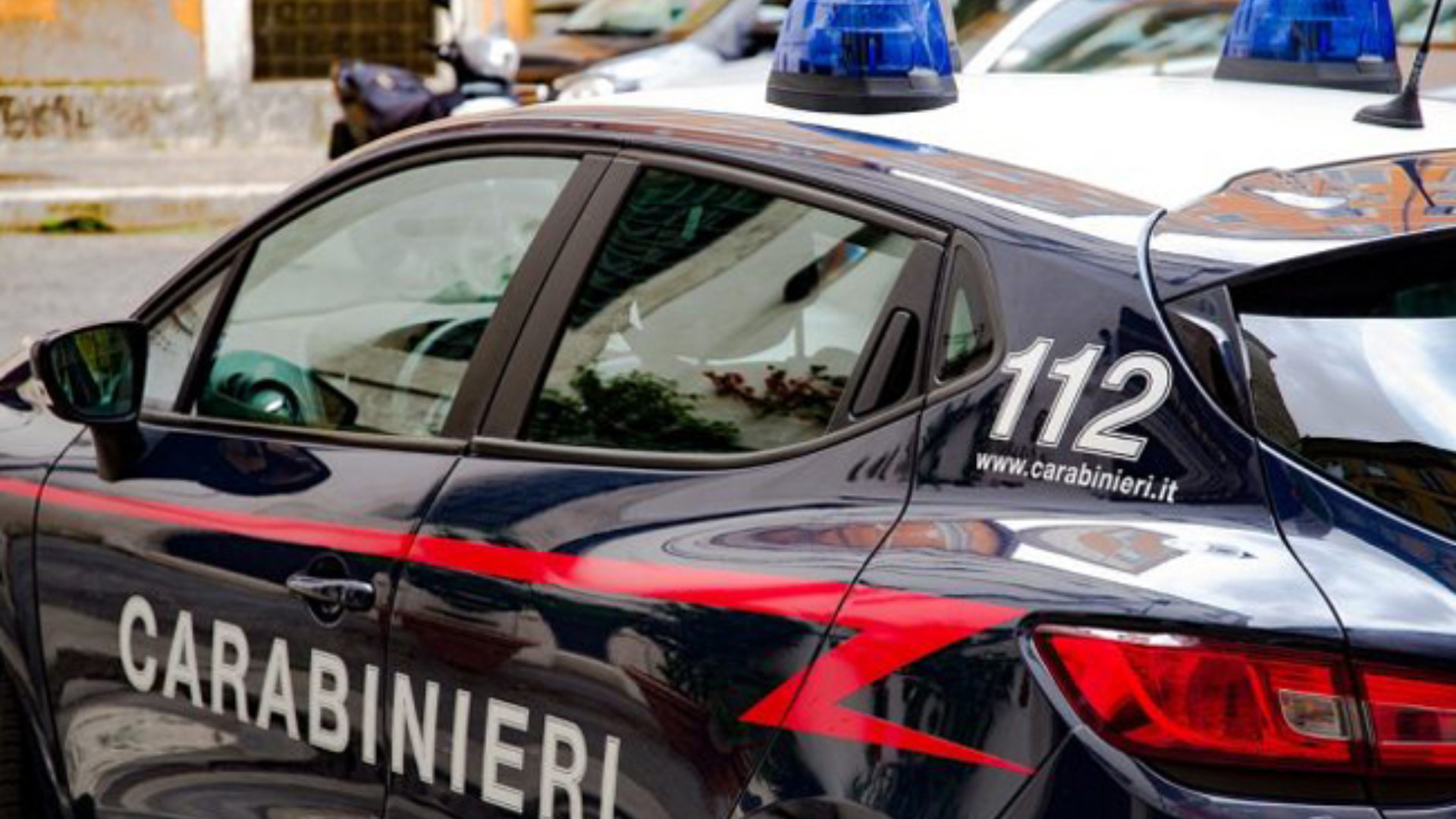 Potenza, spaccio e rapina aggravata: 12 misure cautelari