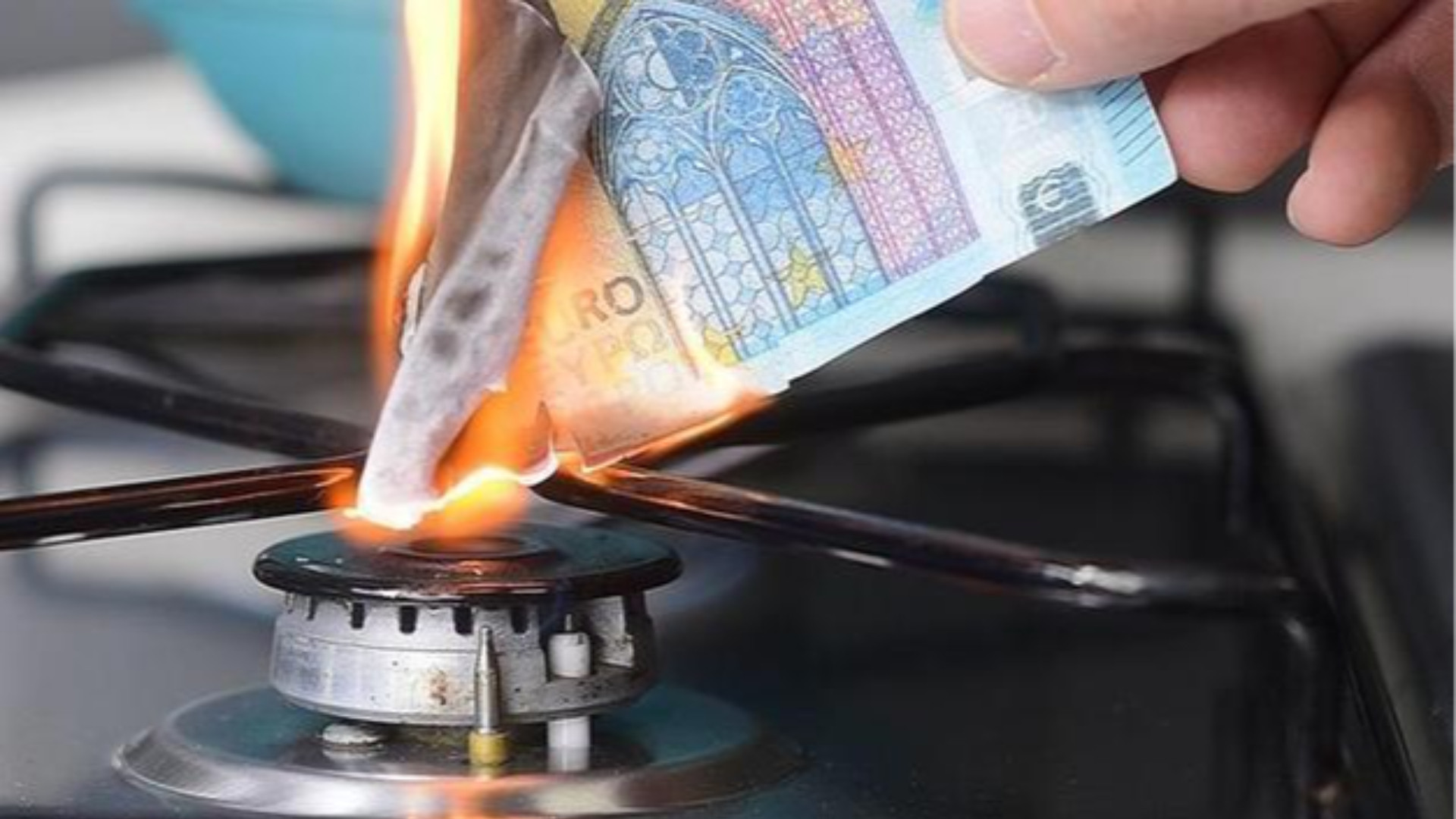 Bonus gas, conguagli in stand-by. L’Adoc: “Un pastrocchio totale”