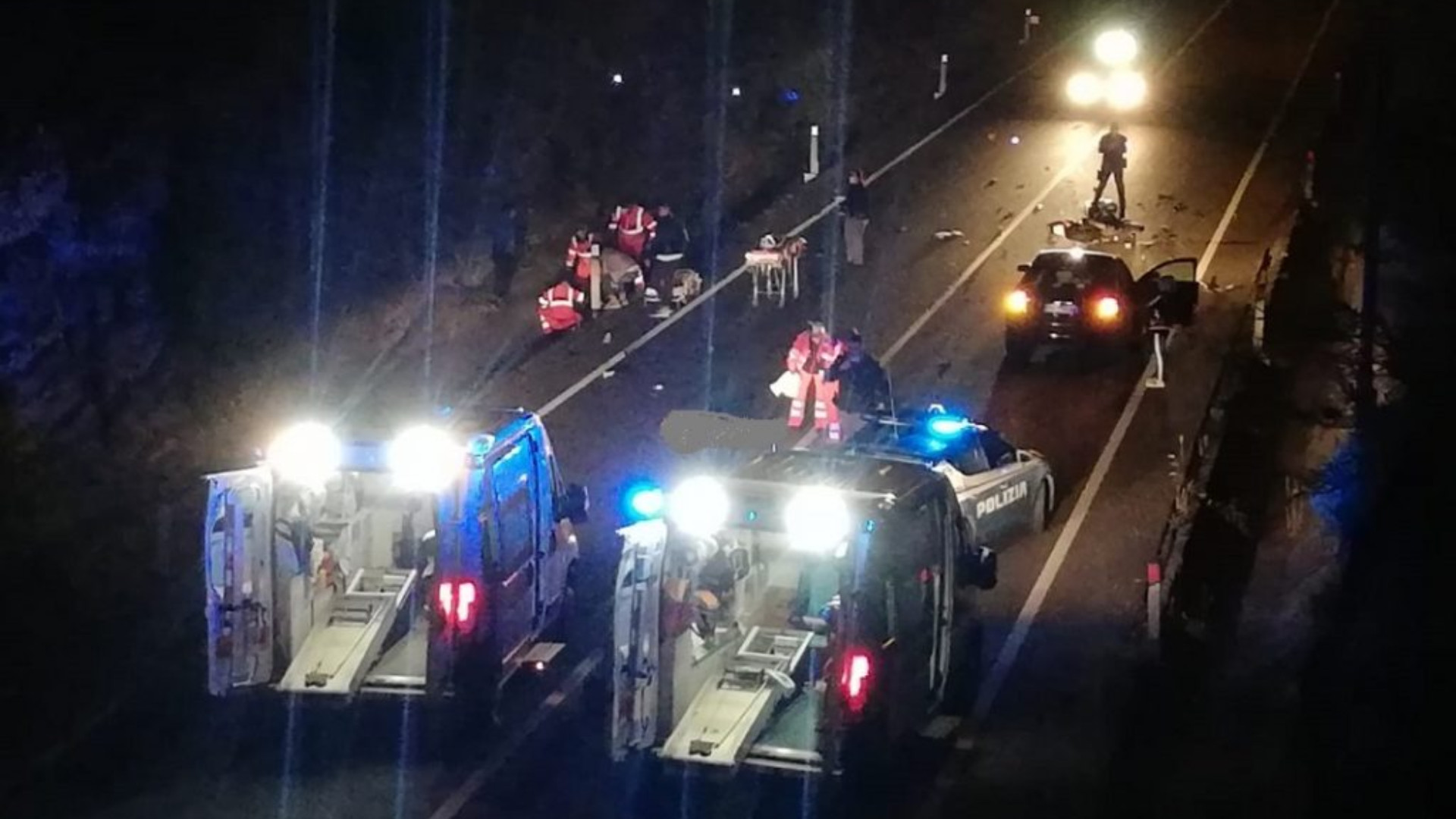 Un centauro di 33 anni perde la vita