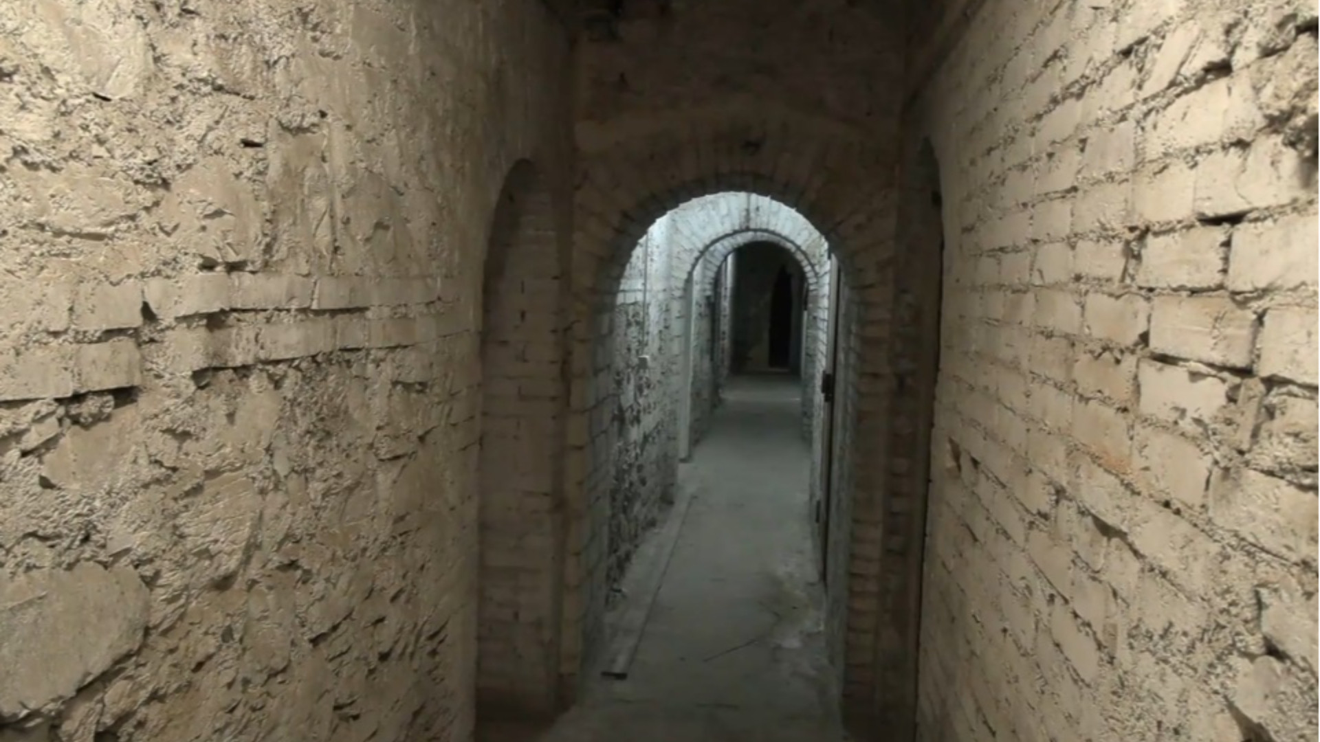 I rifugi anti-bomba della Potenza sotterranea