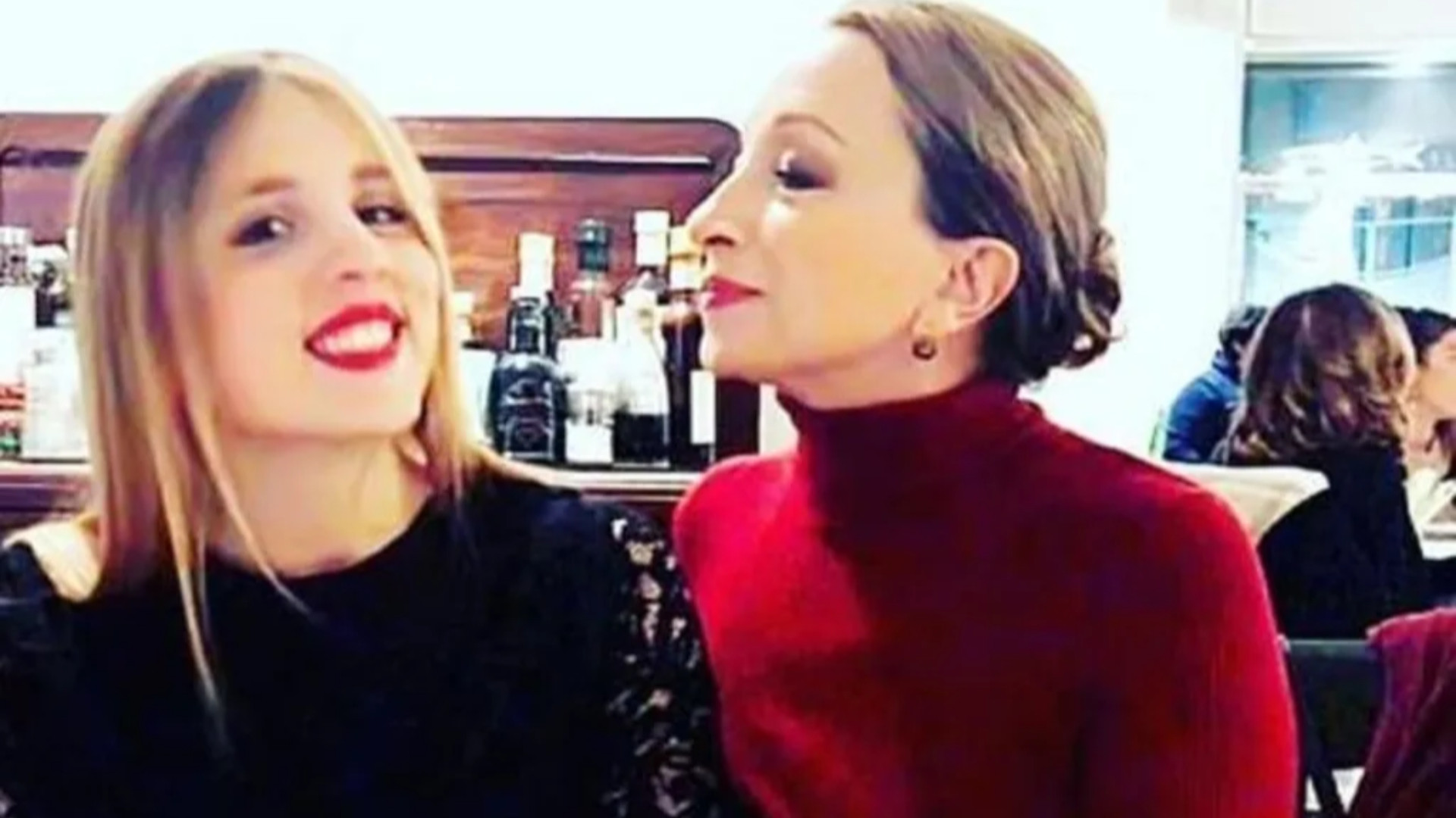 Angelina Mango perseguitata da uno stalker