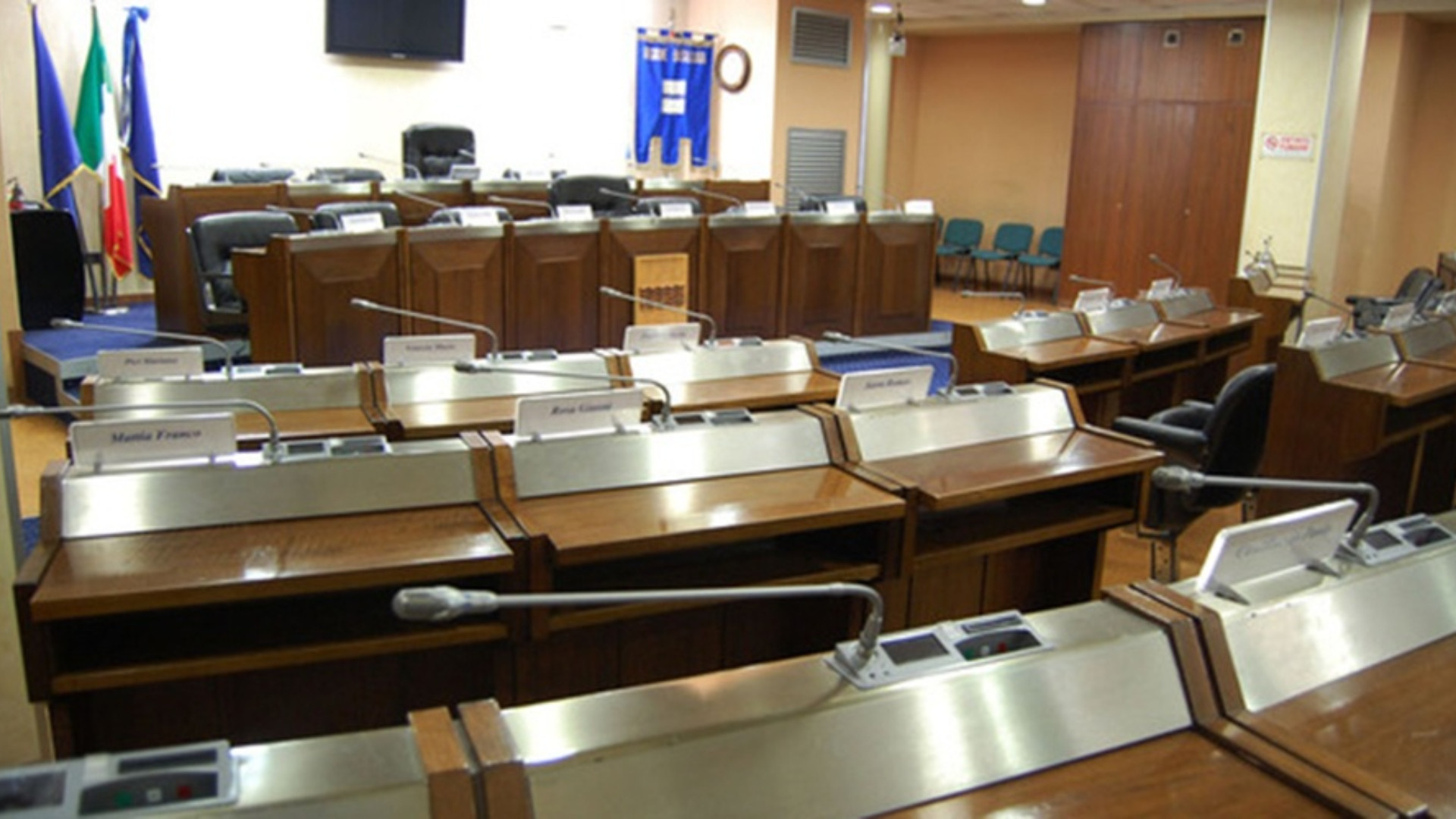 “Legge da abrogare in toto"