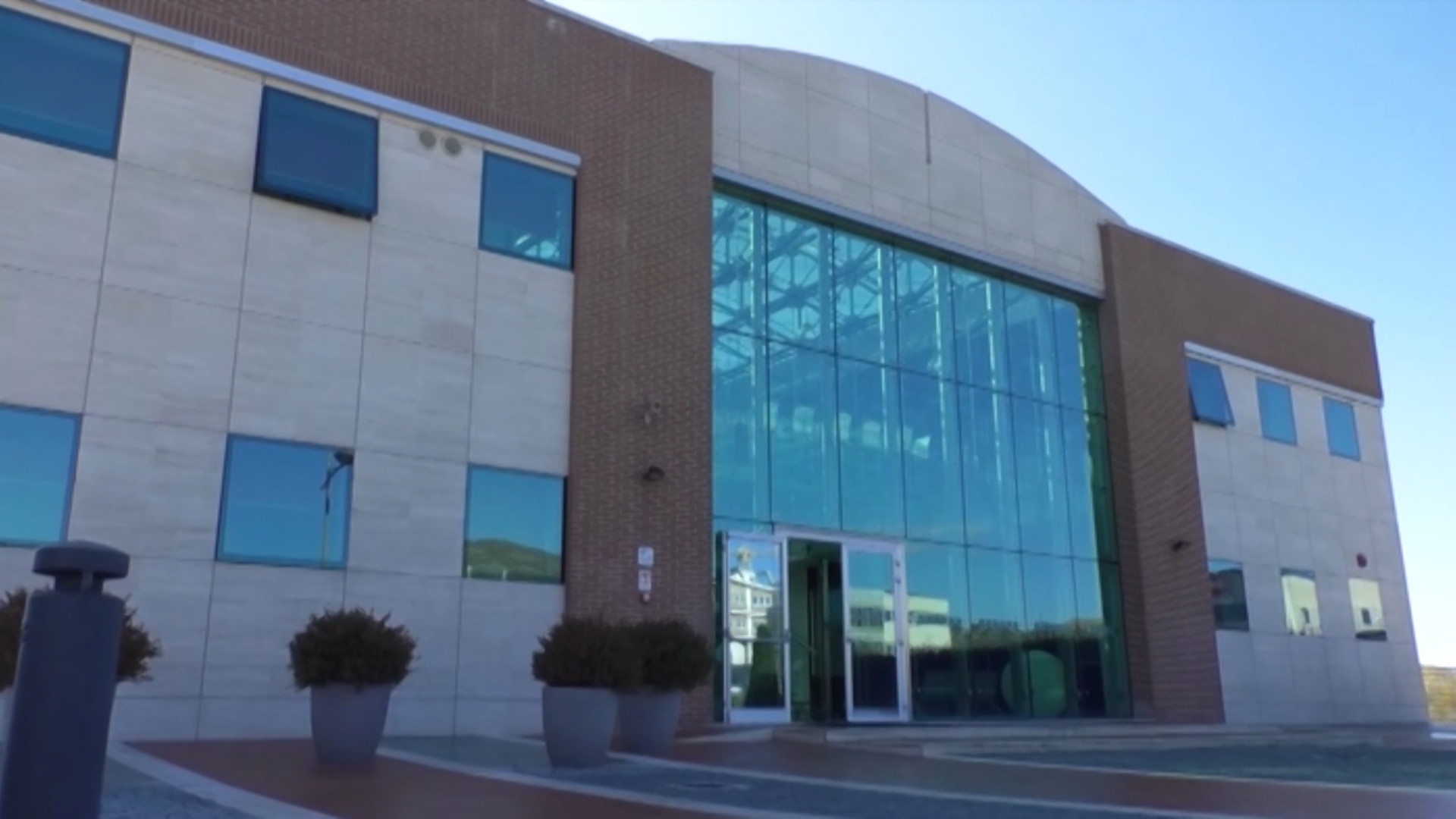 Continua il braccio di ferro alla Smart Paper