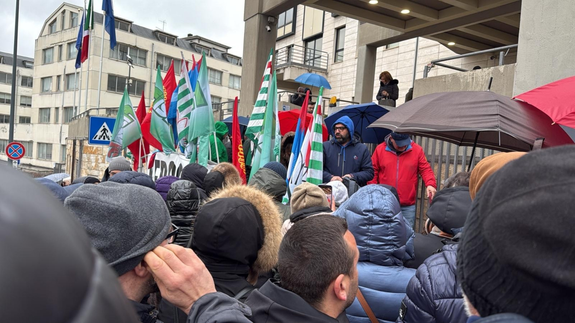 Vertenza Smart paper, continua la mobilitazione