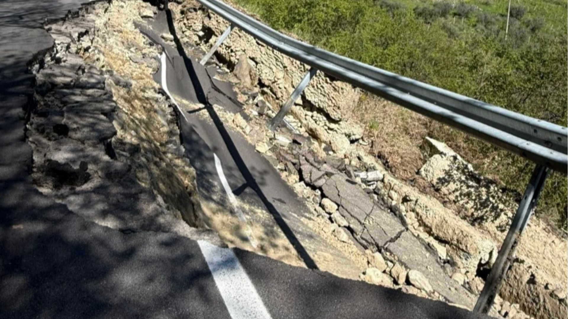 Roccanova senza la sua provinciale. Servono 2-3 milioni