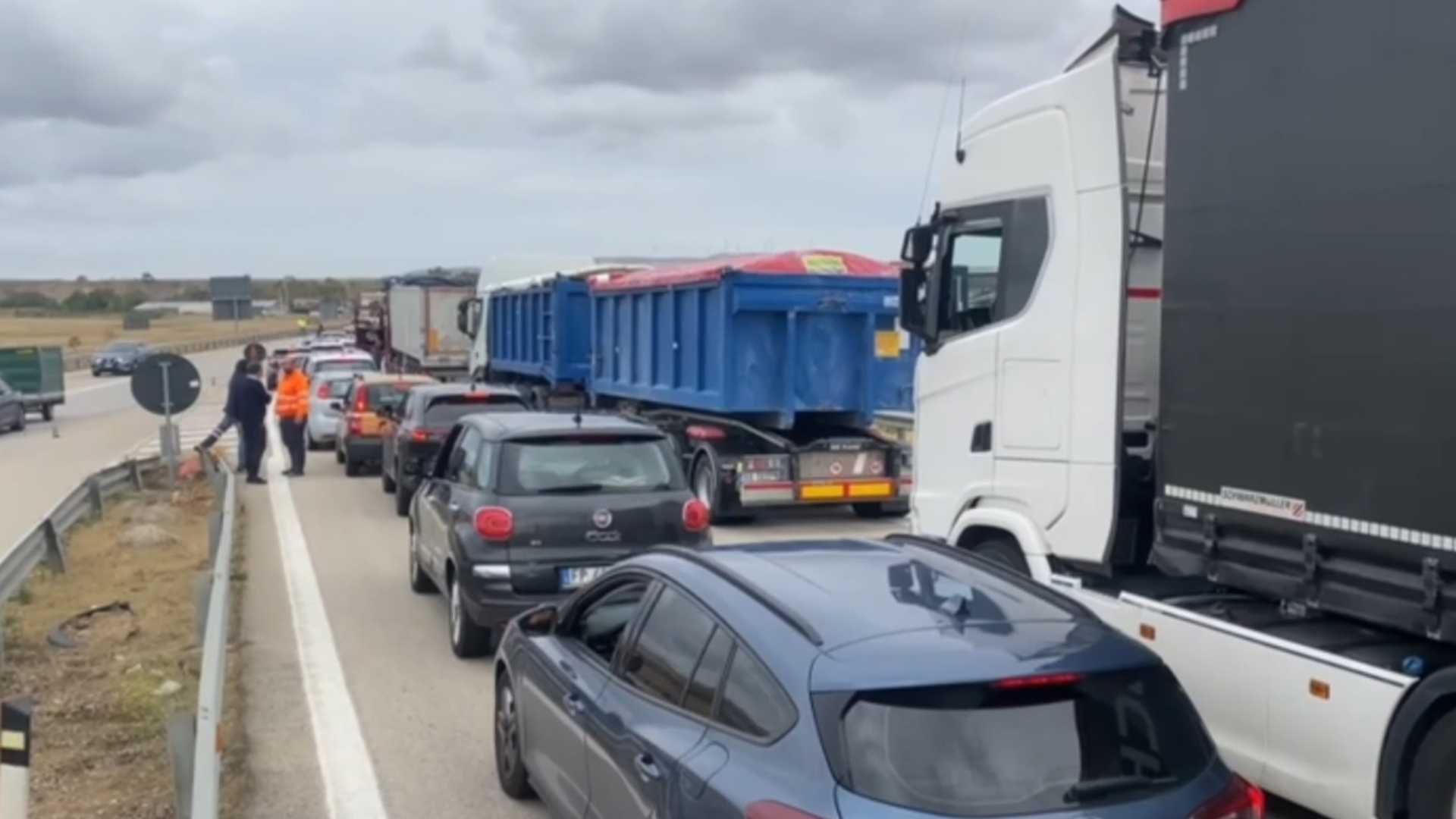 Basilicata in rivolta contro il caro vita: "Basta rincari"