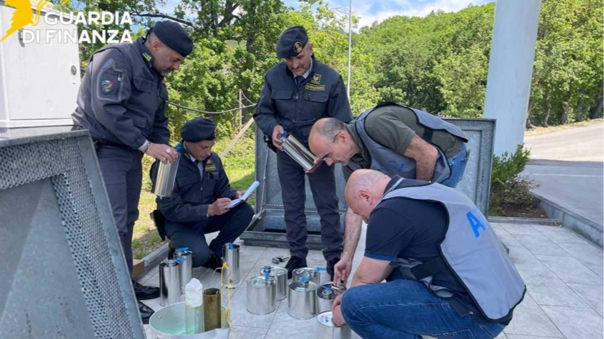 Gasolio fuori norma nel Potentino, scattano i sequestri: nel mirino i distributori