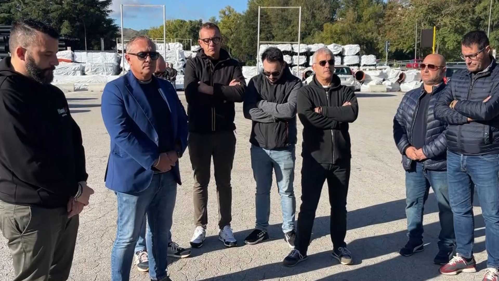 Davanti i cancelli della Lucania resine per dire basta alle morti bianche